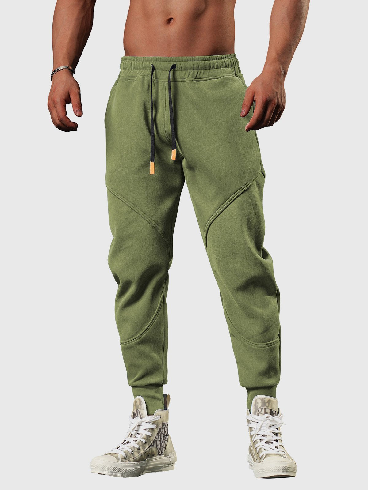 M's Motion Sweatpant Loose fit Tapered Jogger | Ahaselected